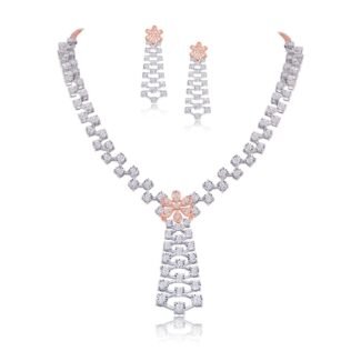 Glowing Glamour Necklace Set